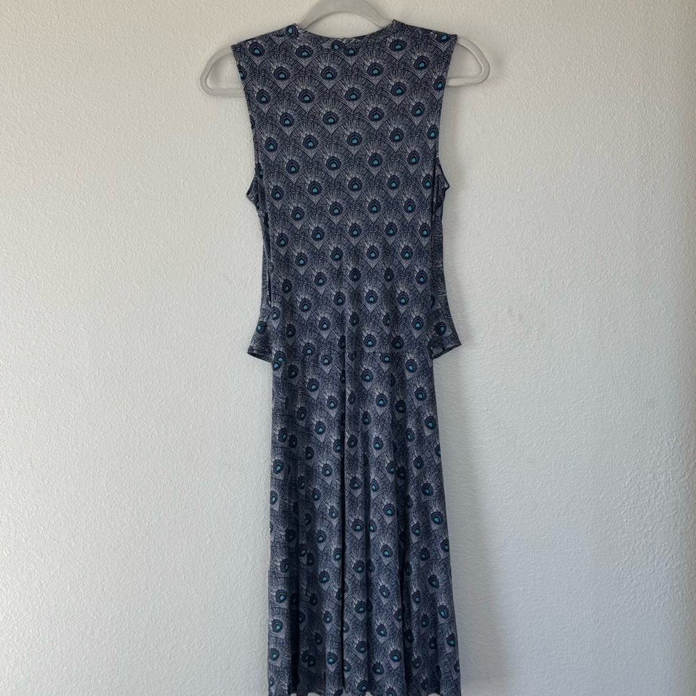 Tory Burch 100% Silk Wrap Dress Peacock Feather Print Sleeveless Purple Blue S - Picture 6 of 13